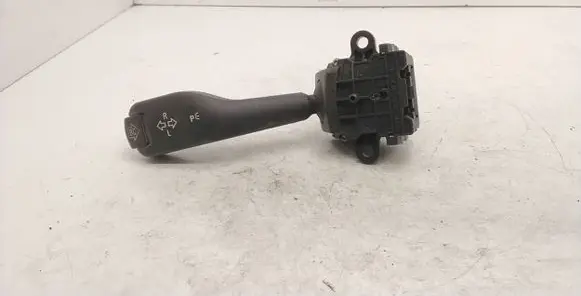 BMW 3 E46 Indicator stalk 8363668m 01104010