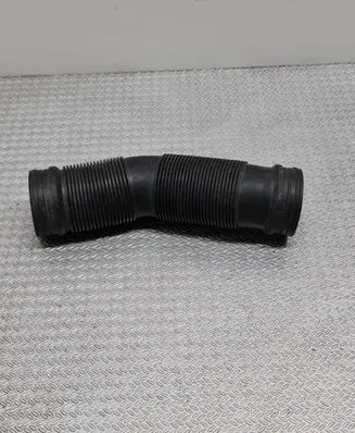 Skoda Fabia Mk1 (6Y) Air intake hose/pipe 6Q0129684B