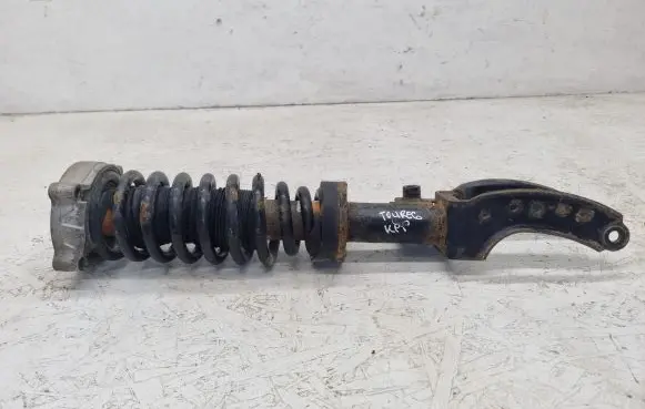 Volkswagen Touareg I Front shock absorber with coil spring
