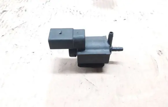 Audi A4 S4 B8 8K Vacuum valve 037906283C 72288000