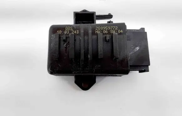 Seat Ibiza V (KJ) Seat heating relay 2Q0959772