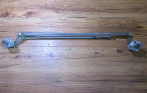 Mazda 626 Front wiper linkage and motor