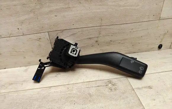 Volkswagen Touran I Wiper control stalk 1K0953519