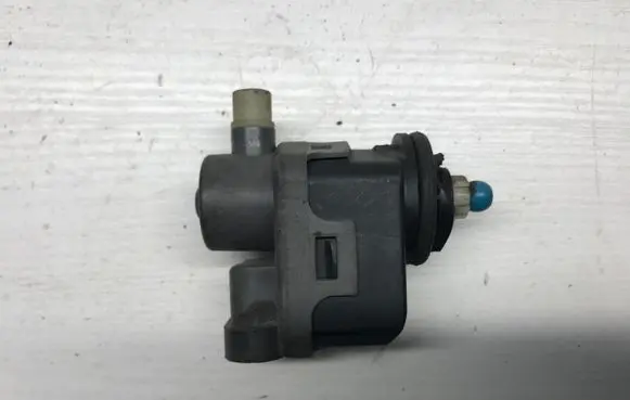 Headlight level adjustment motor