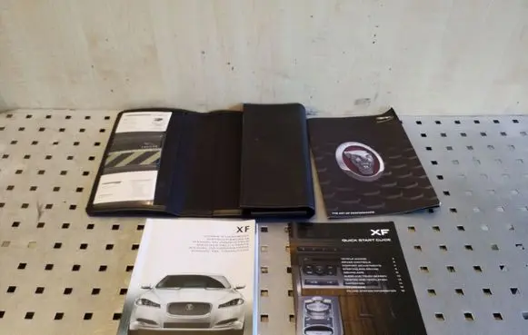 Jaguar XF X250 User manual 