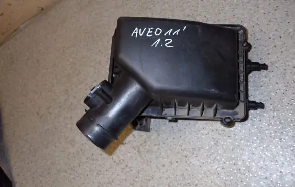 Chevrolet Aveo Air filter box cover 