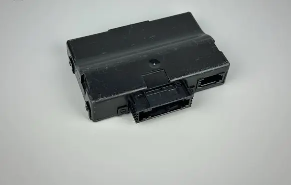 Volkswagen Touareg II Gateway control module 7P6907530M 7P6907530F