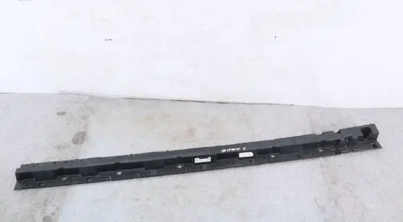 BMW X7 G07 Sill supporting ledge 7425469 51777425469