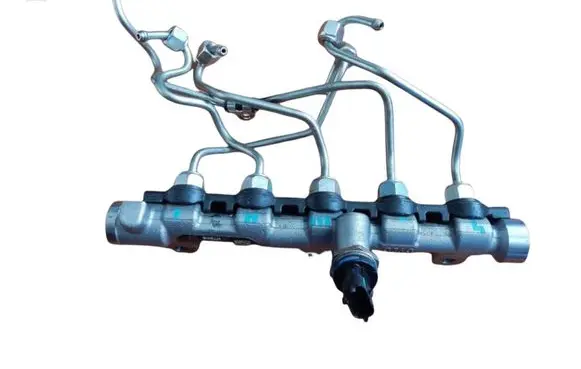 Renault Master III Fuel main line pipe 0445214258 175215697R 8200912225