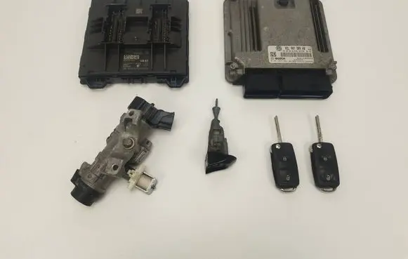 Volkswagen Amarok Engine ECU kit and lock set 