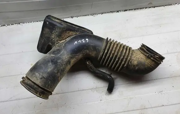 Hyundai Sonata Intercooler hose/pipe 251383K010