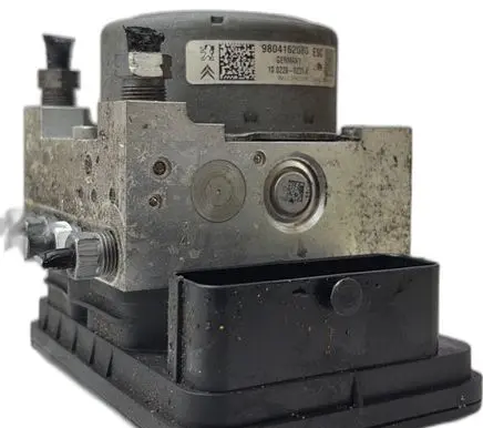 Peugeot 208 I Master brake cylinder 9804162080 10022002314 10091511773