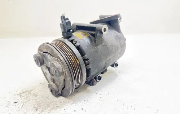 Ford Focus C-MAX Air conditioning (A/C) compressor (pump) 3M5H19D629RE