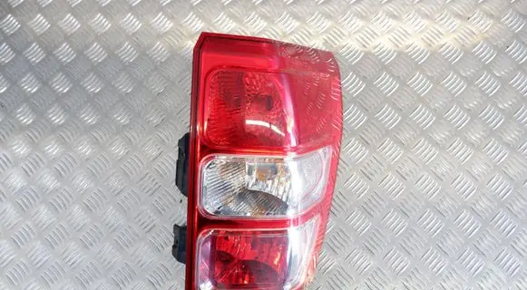 Suzuki Grand Vitara II Rear/tail lights 22059079