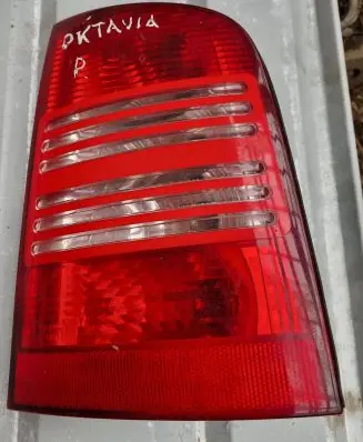 Skoda Octavia Mk1 (1U) Rear/tail lights 1U9945112A 1U9945096A