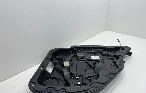 Mercedes-Benz C W205 Front door electric window regulator A2055409650