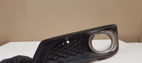 Subaru Legacy Front fog light trim/grill