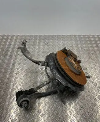 Front wheel hub