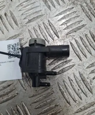 Audi Q5 SQ5 Turbo solenoid valve 1K0906283