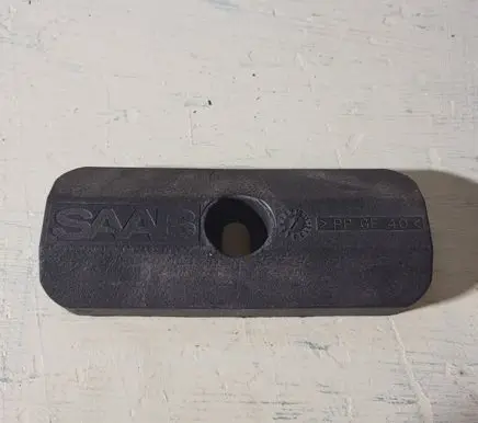 Battery bracket