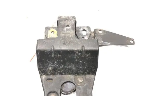 BMW 5 E39 Tailgate exterior lock 8168892