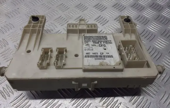 Ford Focus Fuse box set 4M5T-14A073-CF