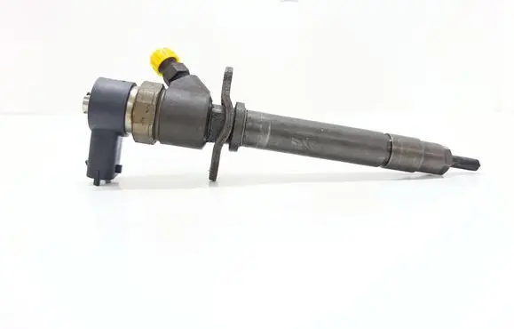 Volvo V70 Fuel injector 8658352 0445110078