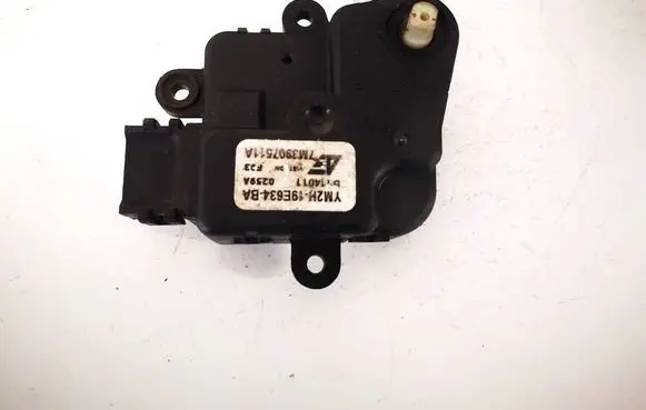 Ford Galaxy Air flap motor/actuator 7M3907511A