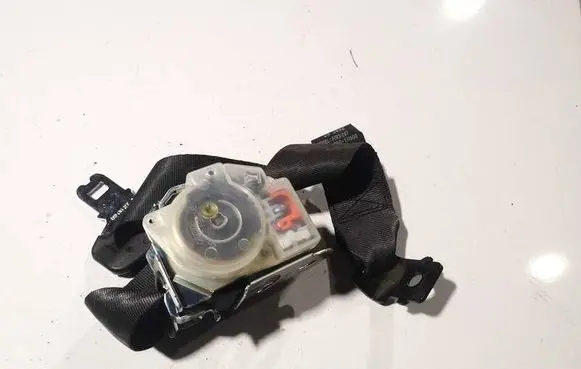 KIA Ceed Rear seatbelt