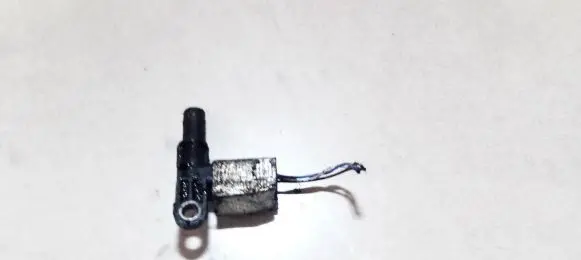 Citroen C4 Cactus Crankshaft position sensor 9677493380 007937