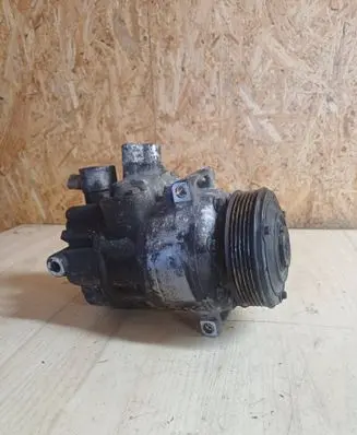 Volkswagen PASSAT B6 Air conditioning (A/C) compressor (pump) 1K0820803Q 01532001563