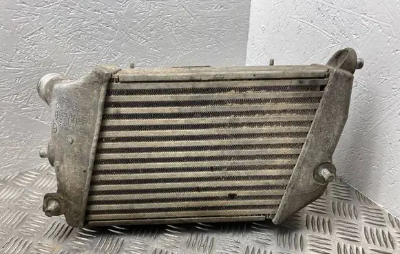 Audi A8 S8 D3 4E Intercooler radiator 4E0145806F
