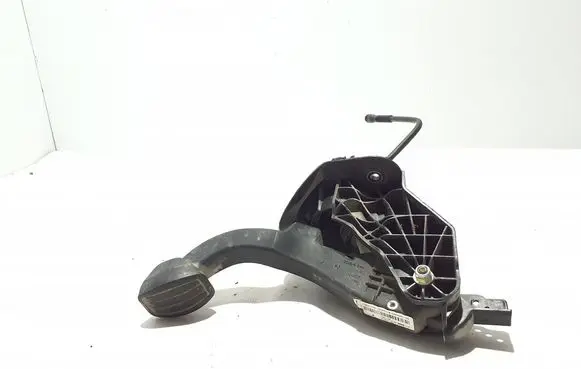 Peugeot Expert Clutch pedal 9817949480