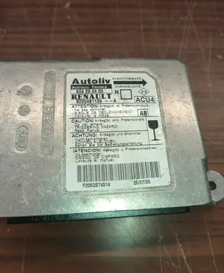 Renault Megane II Airbag control unit/module 8200481139 604290400