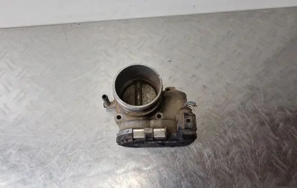 Audi A3 S3 8L Throttle valve 06A133062C