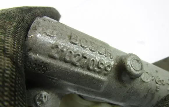 Volkswagen Golf IV Master brake cylinder 21027099
