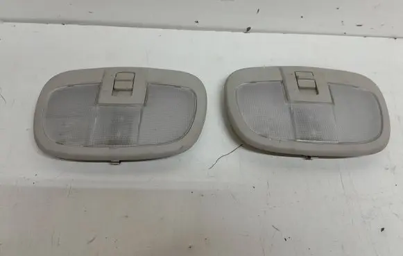 SsangYong Rexton Front seat light 8372008000