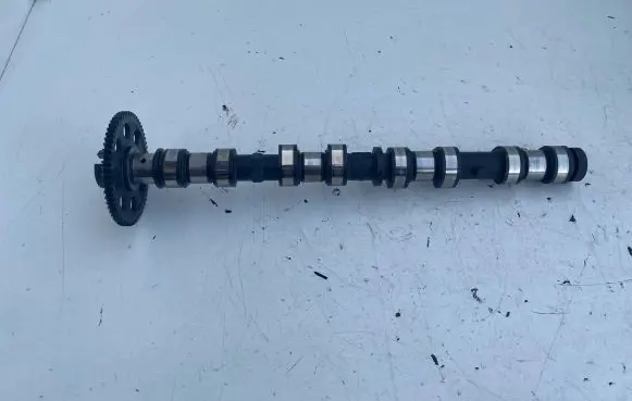 Toyota Avensis T250 Camshaft 