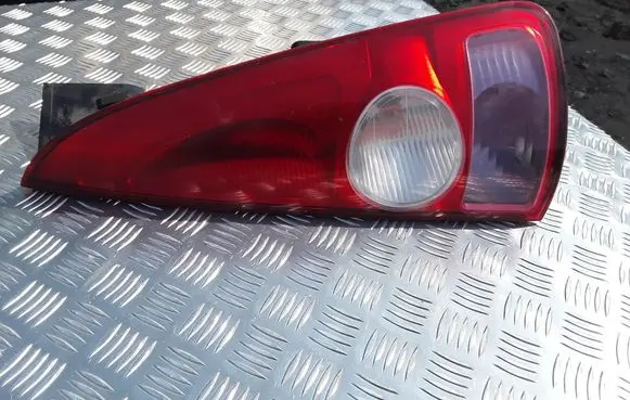 Renault Espace - Grand espace IV Rear/tail lights 8200027152