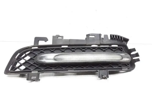 Mercedes-Benz E C207 W207 LED Daytime headlight A2049068900 A2078800324