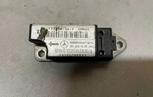 Mercedes-Benz E W210 Airbag deployment crash/impact sensor 0018205626