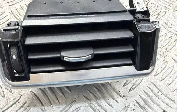 Land Rover Range Rover Velar Dashboard air vent grill cover trim J8A2018B08AD