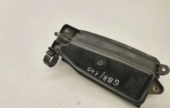 Vacuum air tank
