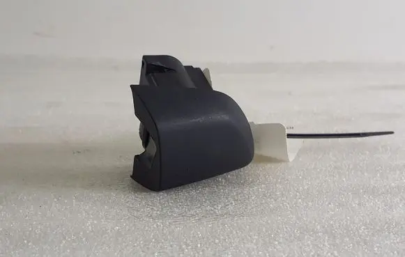 Opel Vivaro Front door handle cover 