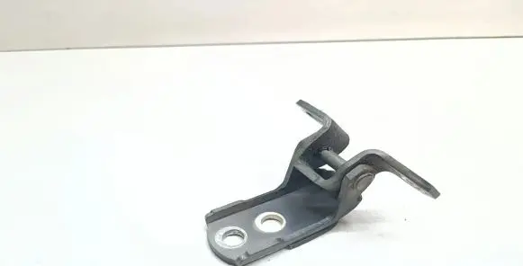 Toyota RAV 4 (XA30) Front door upper hinge