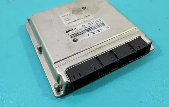 BMW 5 E39 Engine control unit/module ECU 7786581 IMPRK1546136