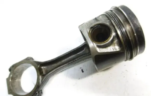 Volkswagen Touran I Piston 