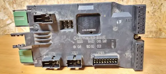 Mercedes-Benz Vito Viano W638 Fuse module 0005400650