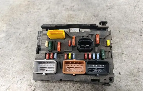 Citroen C4 Grand Picasso BSM Control unit 