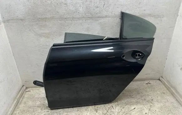 BMW 6 F06 Gran coupe Rear door 
